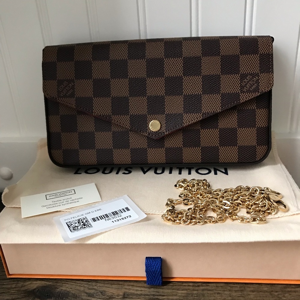 ❌SOLD❌Louis Vuitton Pochette Felicie